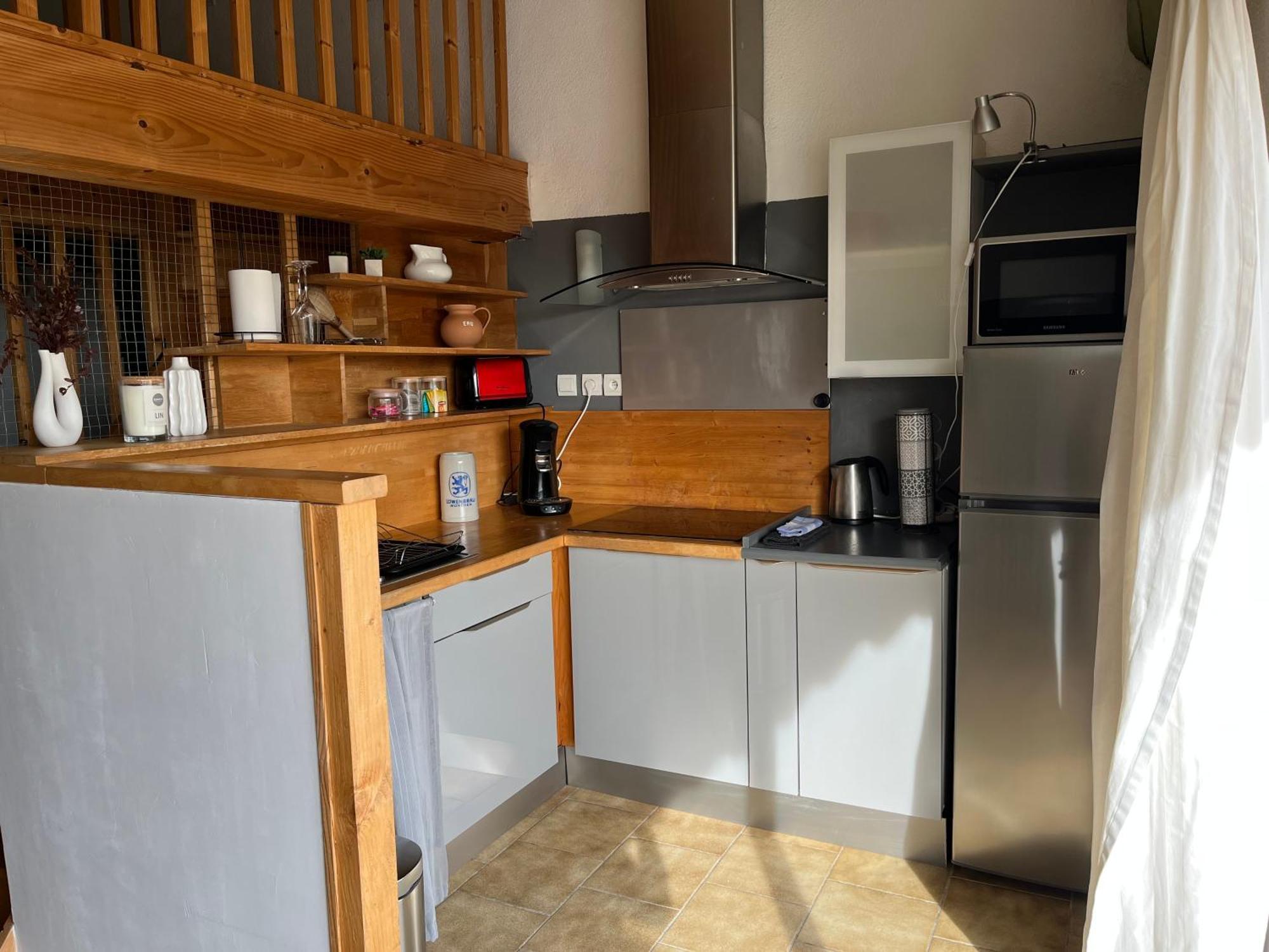 Duplex Lumineux Sur Gde Terrasse, Balneo Double, Parking Prive, Clim, Local Velos Entraigues-sur-la-Sorgue Luaran gambar