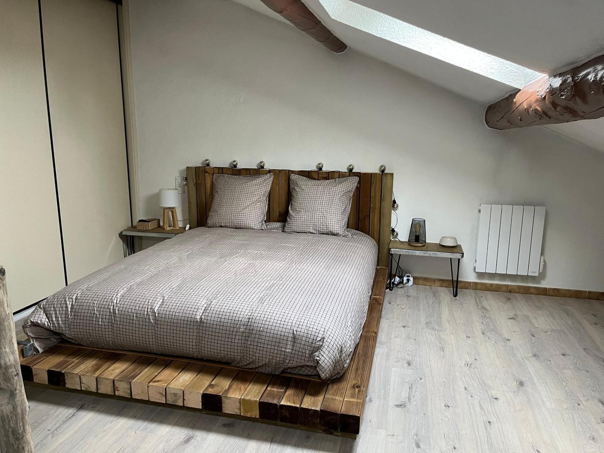 Duplex Lumineux Sur Gde Terrasse, Balneo Double, Parking Prive, Clim, Local Velos Entraigues-sur-la-Sorgue Luaran gambar